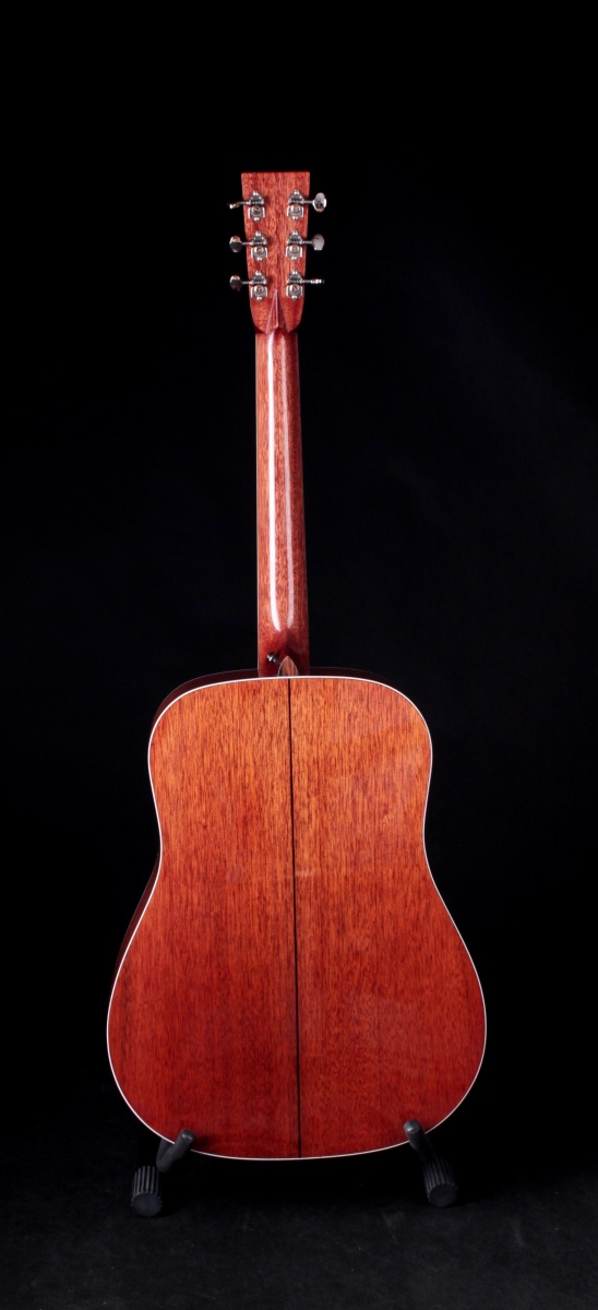 Back honduran mahogany